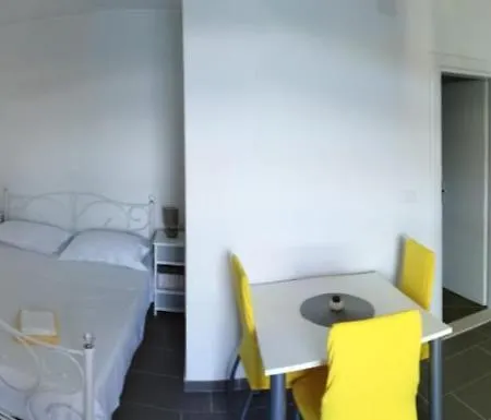 Apartment Skalinada *