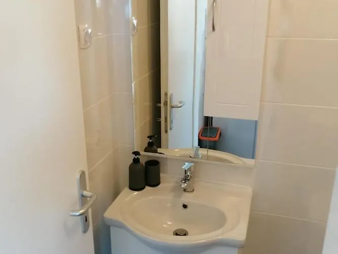 Skalinada アパート マリナ