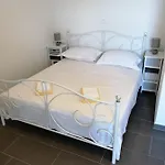 아파트 Skalinada 산책길