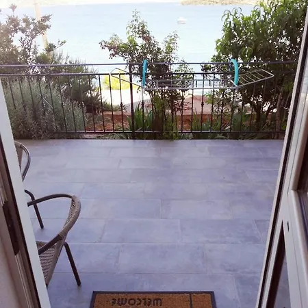 Skalinada Apartment